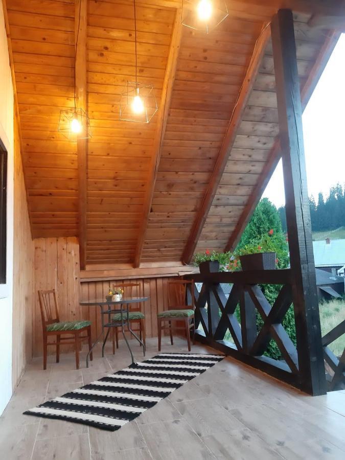 Clematis House Villa Voronet Exterior photo