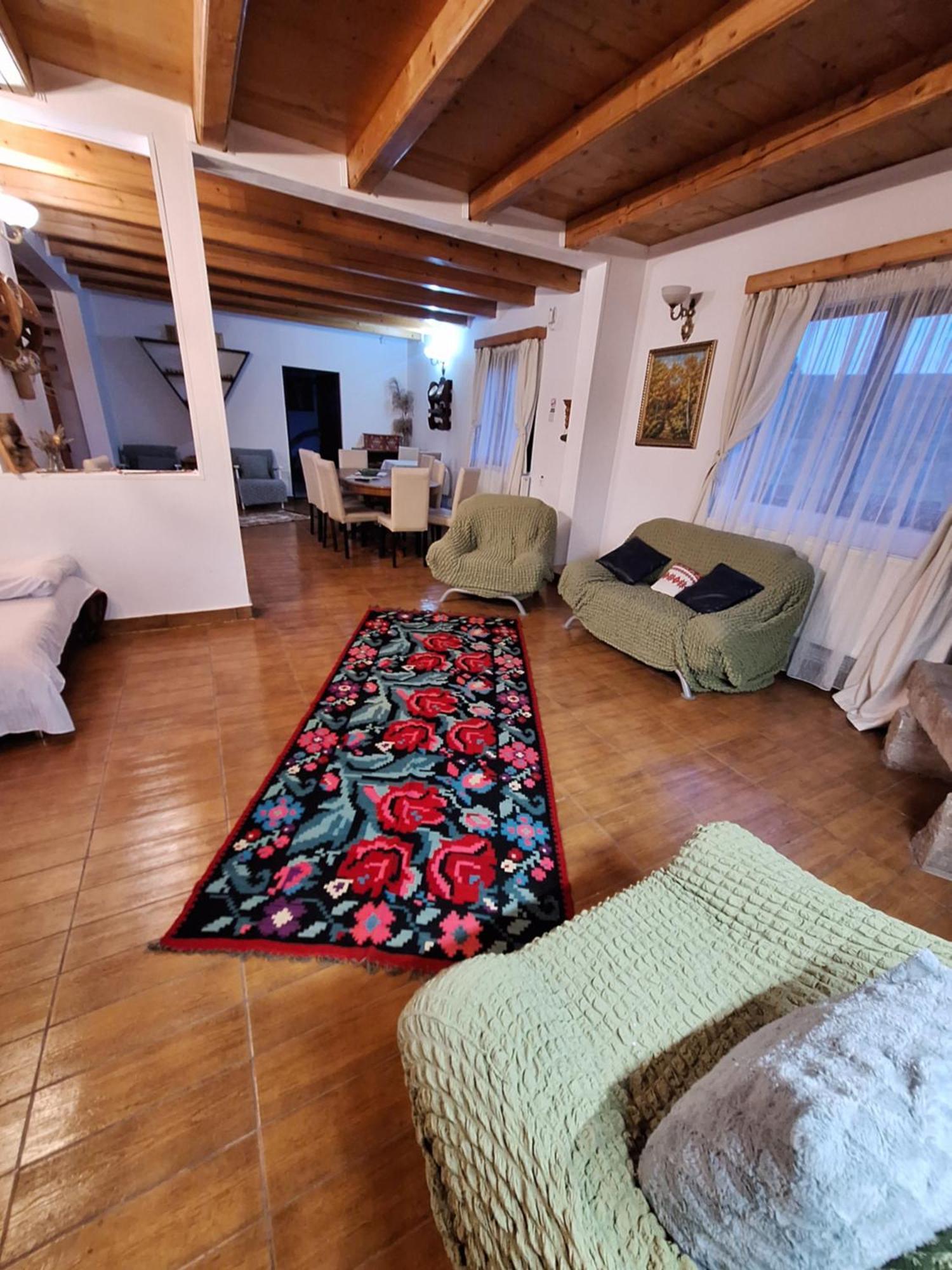 Clematis House Villa Voronet Exterior photo